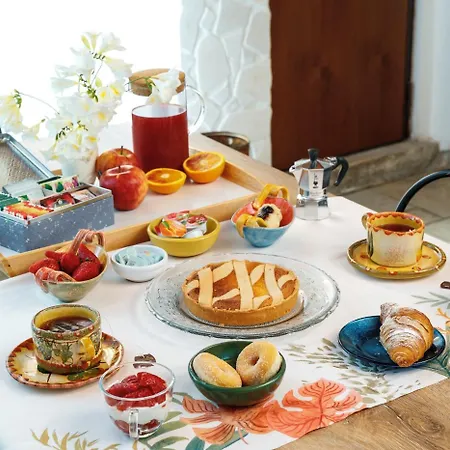 Bed & Breakfast La Corte San Francesco 3*