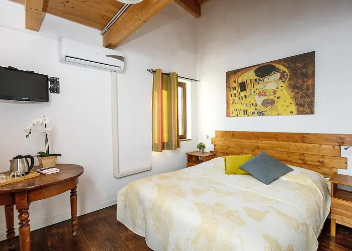 La Corte San Francesco Bed & Breakfast 3*